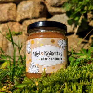 Miel et noisettes bio